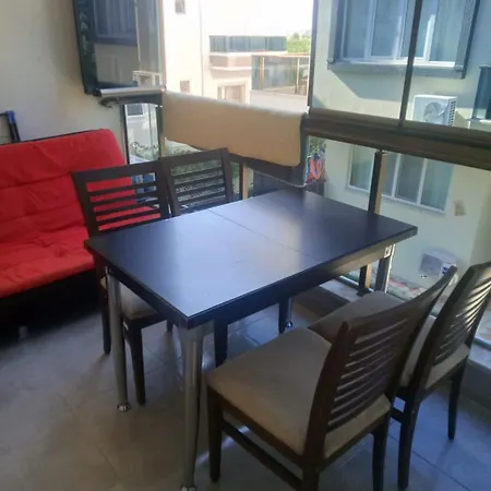Umut's Hause Apartamento Bezkesen
