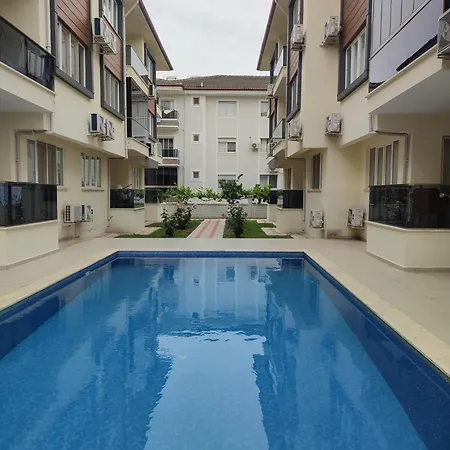 Umut's Hause Lejlighed